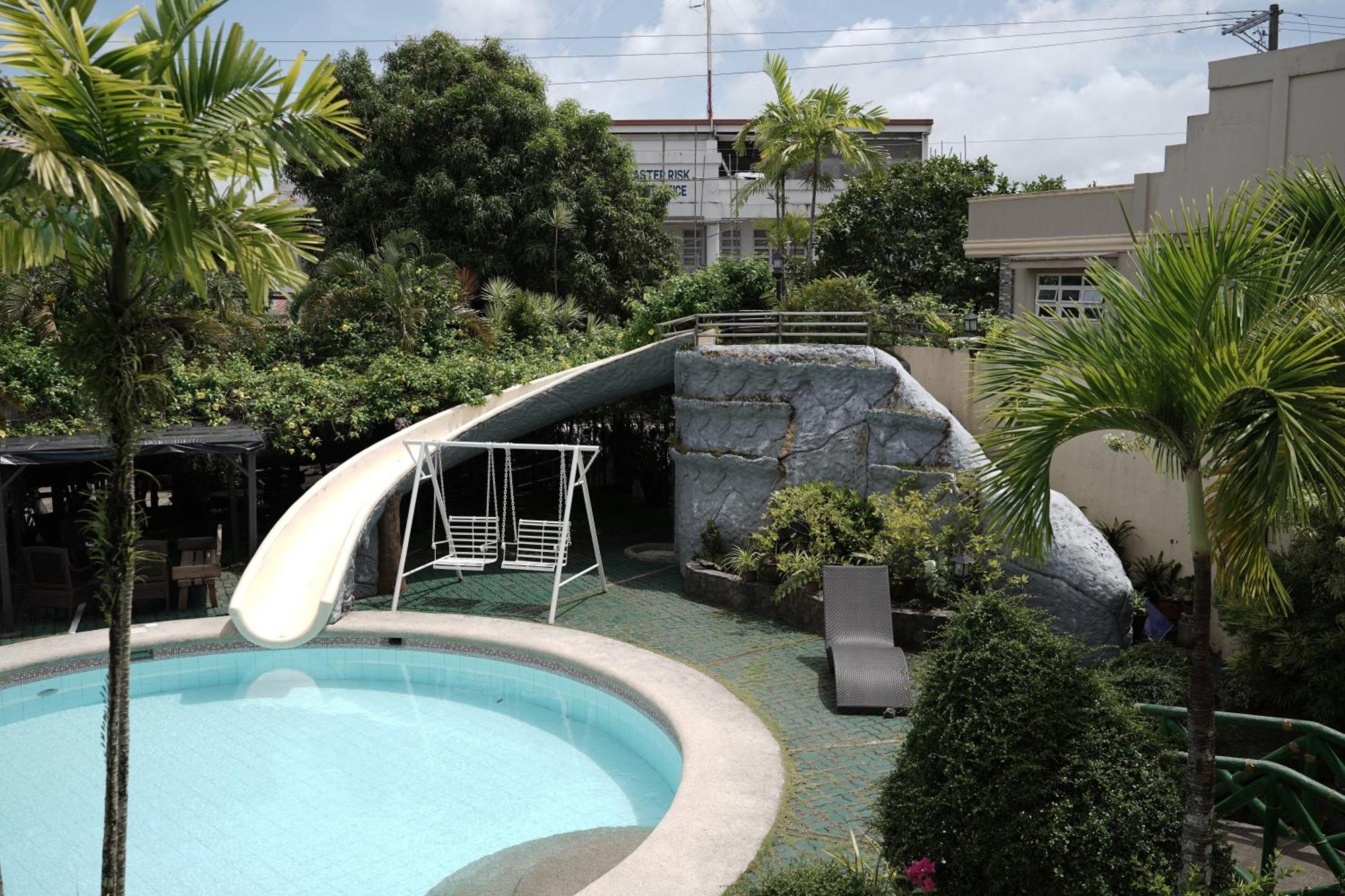 Villa Isabel Hotel Sorsogon Bagian luar foto